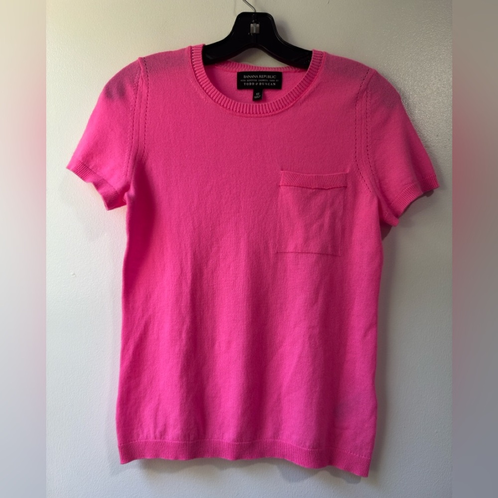 Banana Republic Vibrant Pink 100% Cashmere Knit Tee